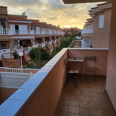 2 Bedroom With A Pool ארונה