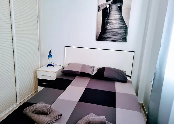 Appartement 2 Bedroom With A Pool