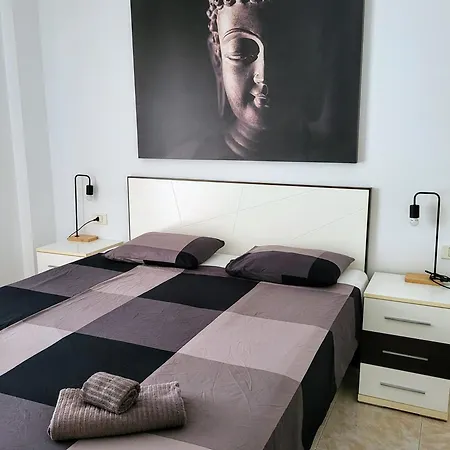 شقة 2 Bedroom With A Pool