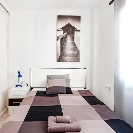 2 Bedroom With A Pool Apartamento Arona (Tenerife)