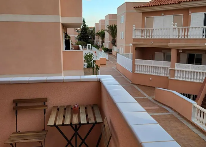 2 Bedroom With A Pool Апартаменты