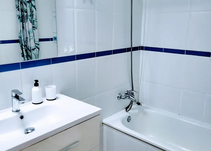 2 Bedroom With A Pool